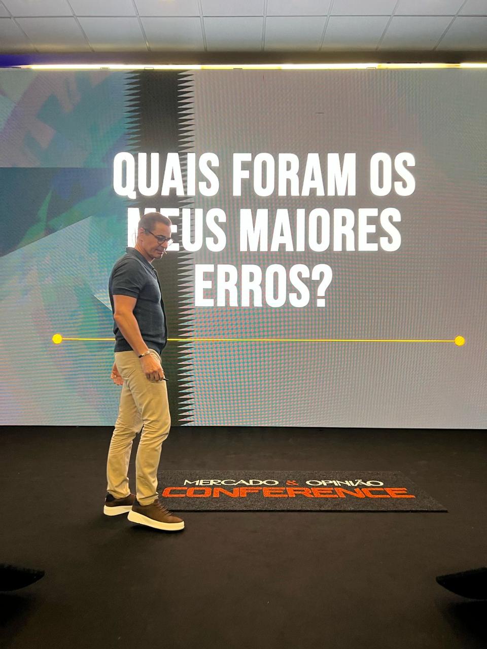 Capacho Conference no palco